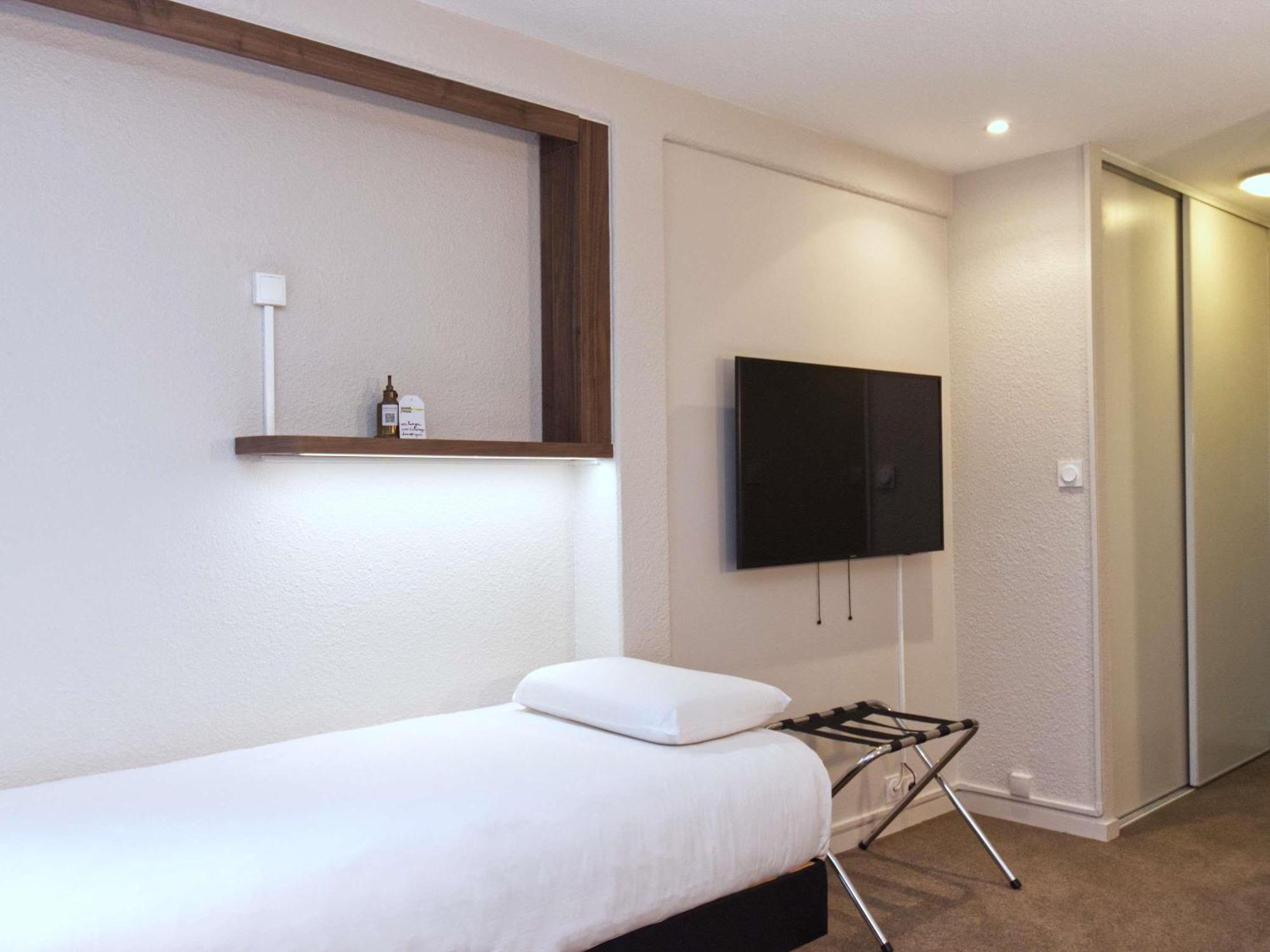 Greet Hotel Dijon Sud Longvic ภายนอก รูปภาพ