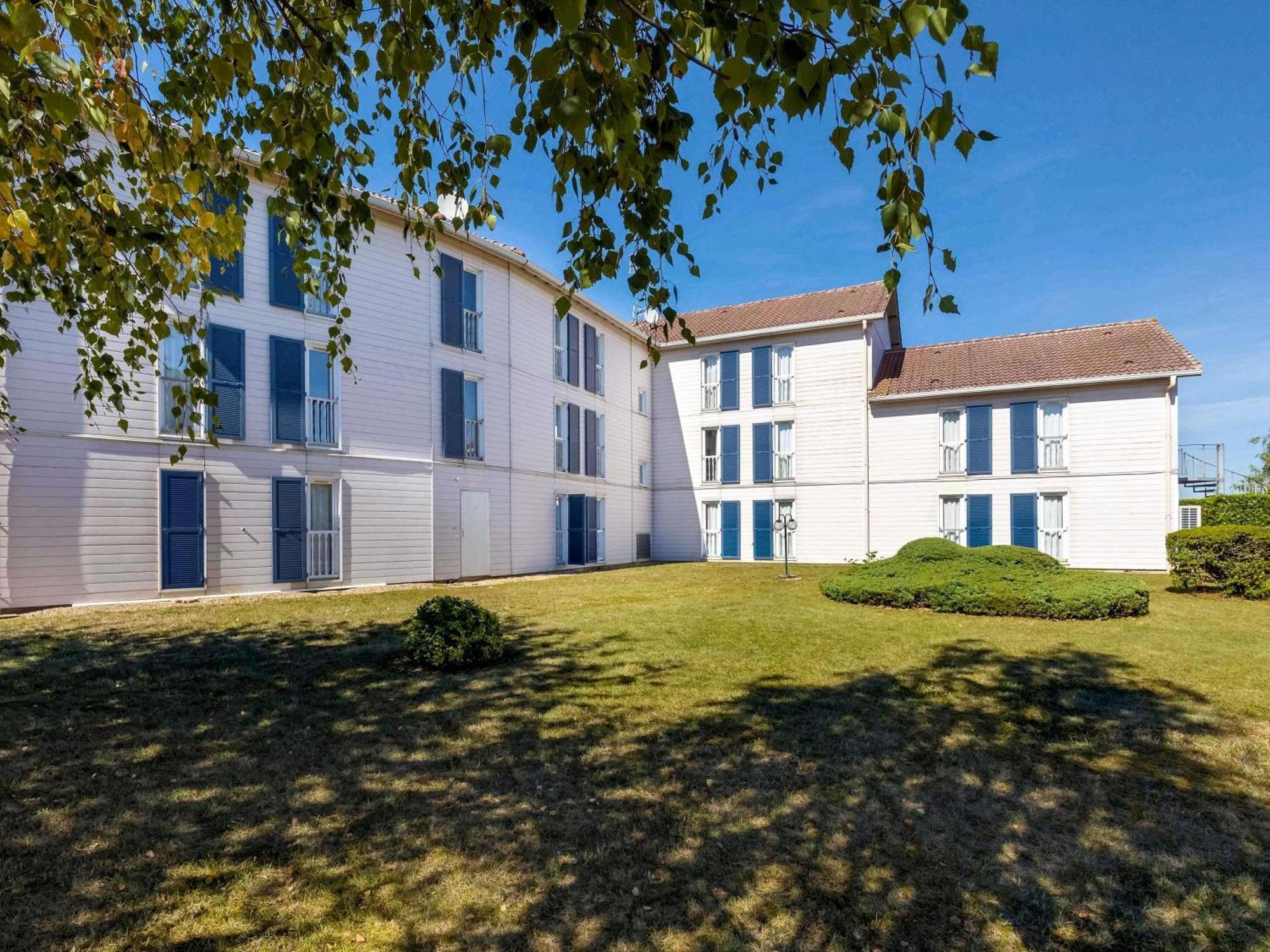 Greet Hotel Dijon Sud Longvic ภายนอก รูปภาพ
